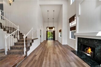 3955 Poppyseed Pl in Calabasas, CA - Foto de edificio - Building Photo