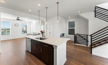 7143 Hunter Jumper Dr in Colorado Springs, CO - Foto de edificio - Building Photo