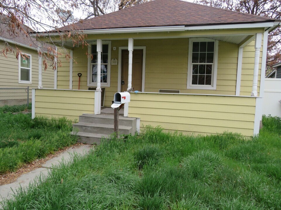 311 S 32nd St in Billings, MT - Building Photo