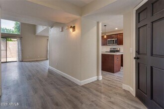 13642 S 42nd Pl in Phoenix, AZ - Building Photo - Building Photo