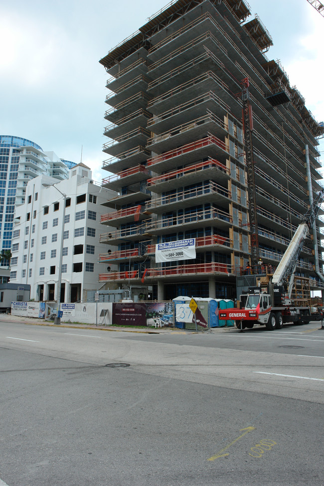 Caribbean Hotel in Miami Beach, FL - Foto de edificio - Building Photo