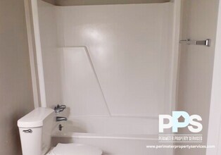 1126 Maple St in Carrollton, GA - Building Photo - Building Photo