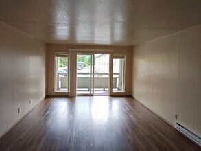 1411 N 26th St in Mount Vernon, WA - Foto de edificio - Building Photo