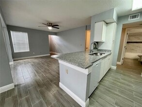 1612 Columbia Arms Cir, Unit 137 in Kissimmee, FL - Building Photo - Building Photo