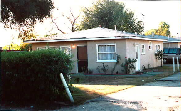 11186-11194 Chico Ave in Montclair, CA - Building Photo