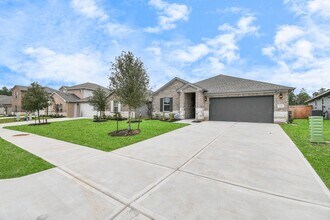 1535 King Rnch Rd in Conroe, TX - Building Photo - Building Photo