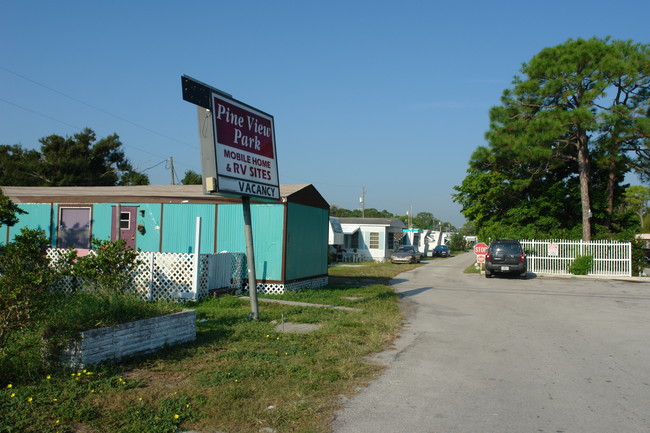 3265 S Us Highway 1 in Fort Pierce, FL - Building Photo - Building Photo