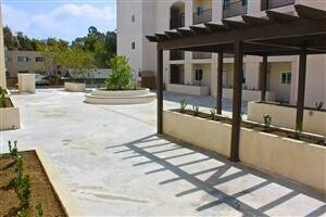 Sunland Gardens LLC in Sun Valley, CA - Foto de edificio - Interior Photo