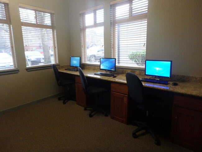 Springfield Meadows Apartments