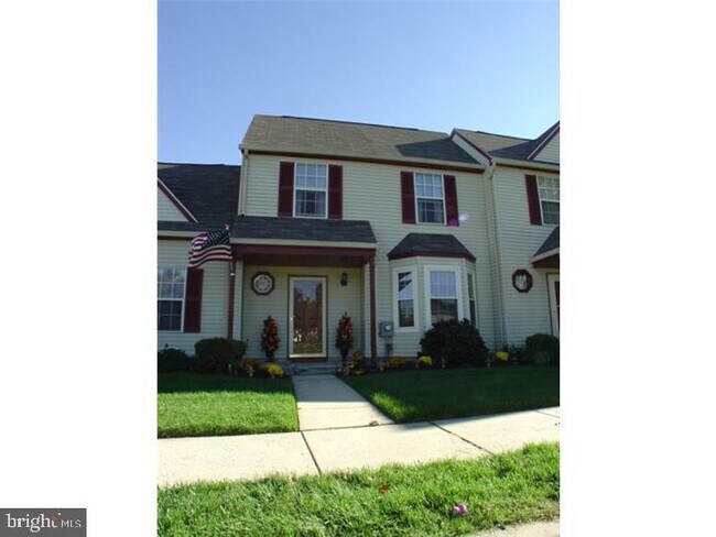 property at 280 Knoll Dr