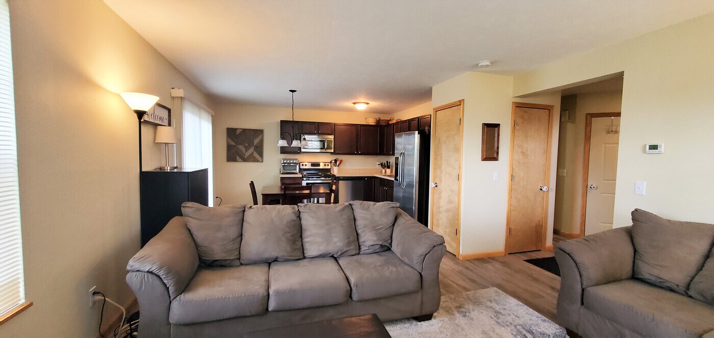 1756 St Joseph St in Traverse City, MI - Building Photo