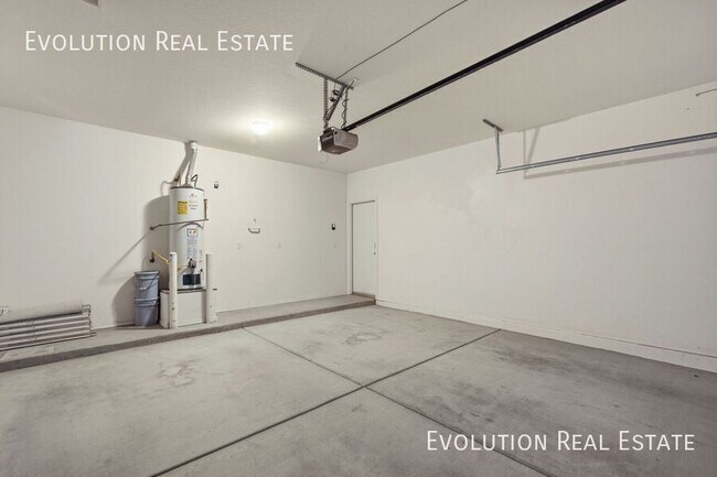 3262 E Meadowview Dr in Gilbert, AZ - Building Photo - Building Photo