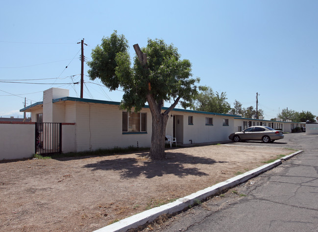 Kleindale Apartmants in Tucson, AZ - Foto de edificio - Building Photo