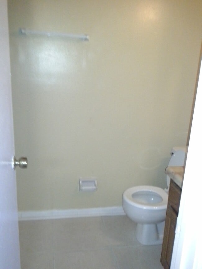 7648 Jana Ln S in Jacksonville, FL - Building Photo - Building Photo