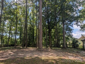 6542 Rosecran Dr in Charlotte, NC - Building Photo - Building Photo