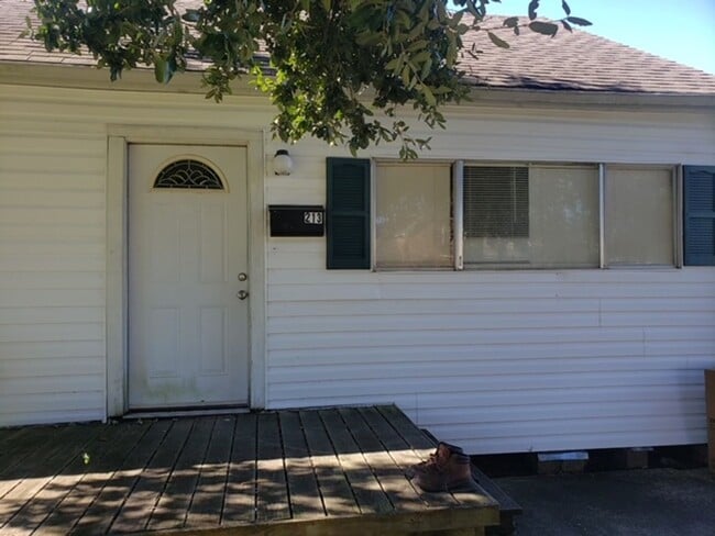 property at 213 Hill Terrace Dr