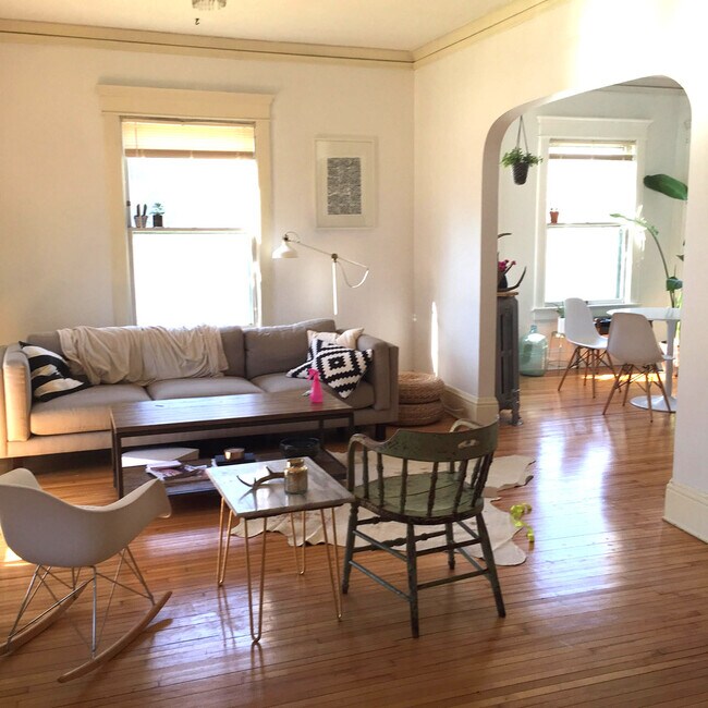 2446 Grand Ave South #2, Unit #1