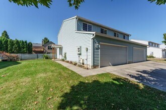 804 SE 152nd Ave in Vancouver, WA - Building Photo - Building Photo