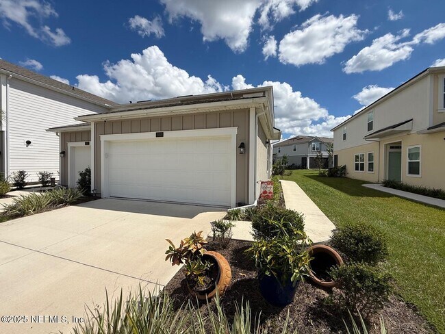 592 Coastline Wy in St. Augustine, FL - Building Photo - Building Photo
