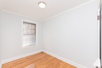 1625 W Belmont Ave, Unit 12 in Chicago, IL - Building Photo - Building Photo