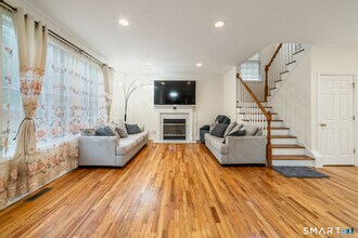 9 Gettysburg Rd in Southbury, CT - Building Photo - Building Photo