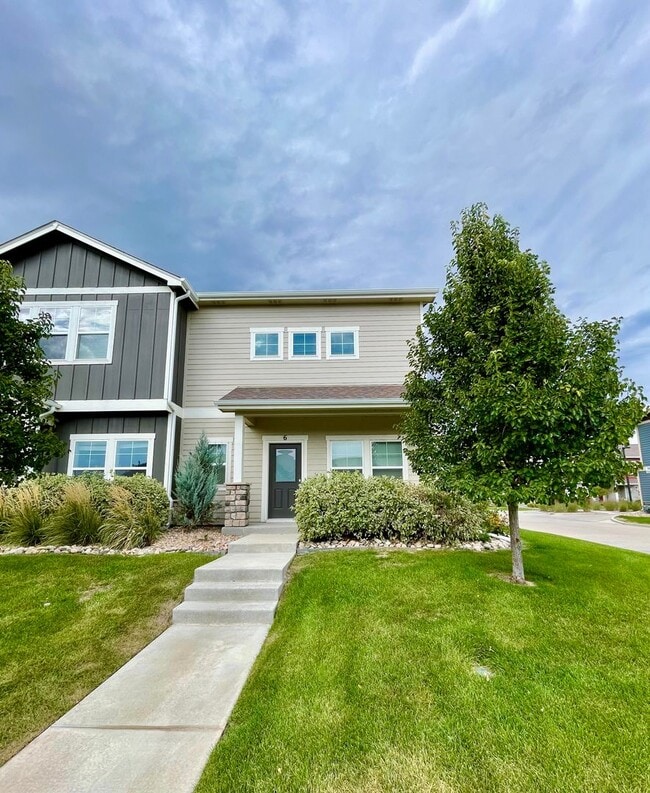 property at 1688 Grand Ave