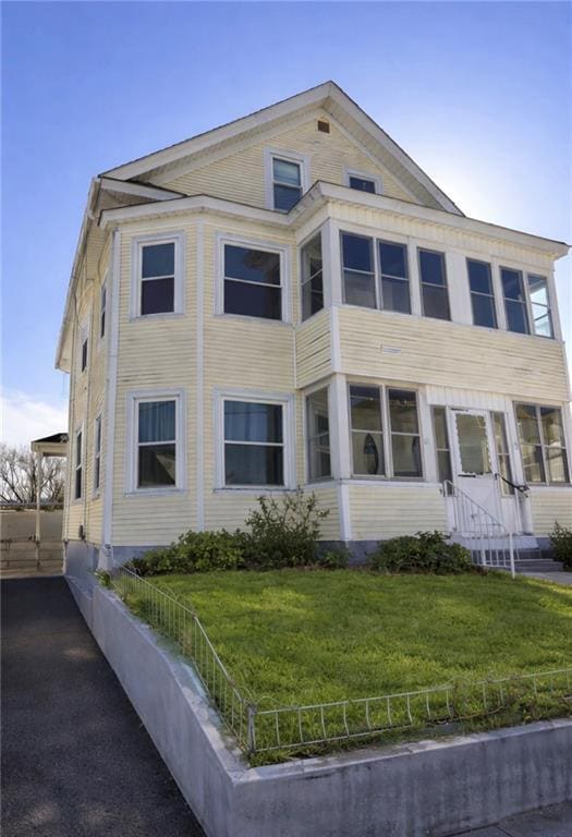 property at 2-62 Hendricks St