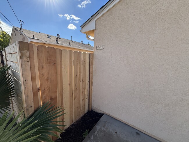 4948 Twain Ave in San Diego, CA - Building Photo - Building Photo