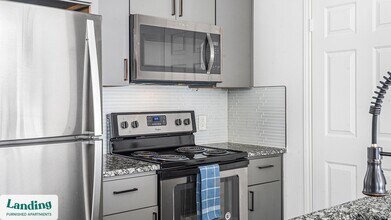 15450 Farm to Market Rd 1325, Unit 2235 in Austin, TX - Foto de edificio - Building Photo