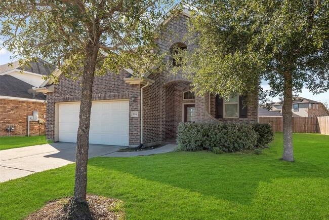 204 Echo Brook Ln in Dickinson, TX - Building Photo - Building Photo