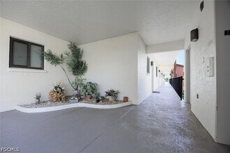 16200 Bay Pointe Blvd, Unit A206 in North Fort Myers, FL - Foto de edificio - Building Photo