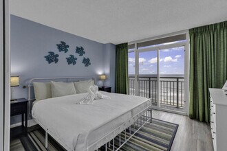 1700 N Ocean Blvd in Myrtle Beach, SC - Building Photo - Building Photo