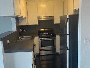 7531 Hampton Ave in West Hollywood, CA - Building Photo - Building Photo