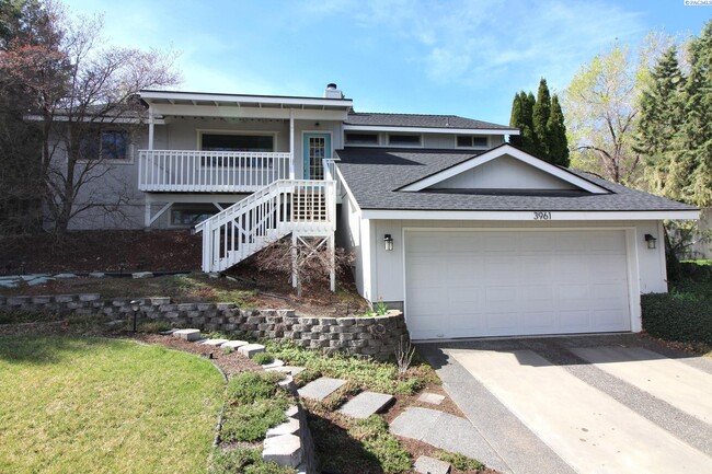 property at 3961 Ironton Dr