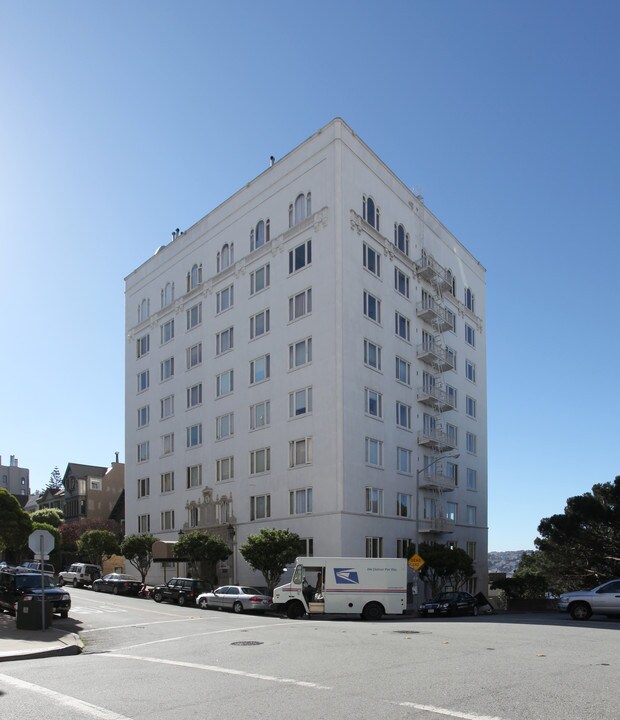 2677 Larkin in San Francisco, CA - Building Photo