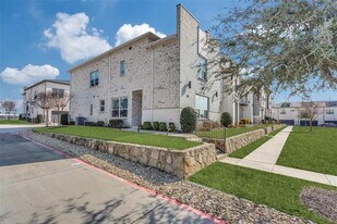 515 Wellborn Dr in Plano, TX - Building Photo