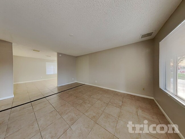 6431 W Hatcher Rd in Glendale, AZ - Building Photo - Building Photo