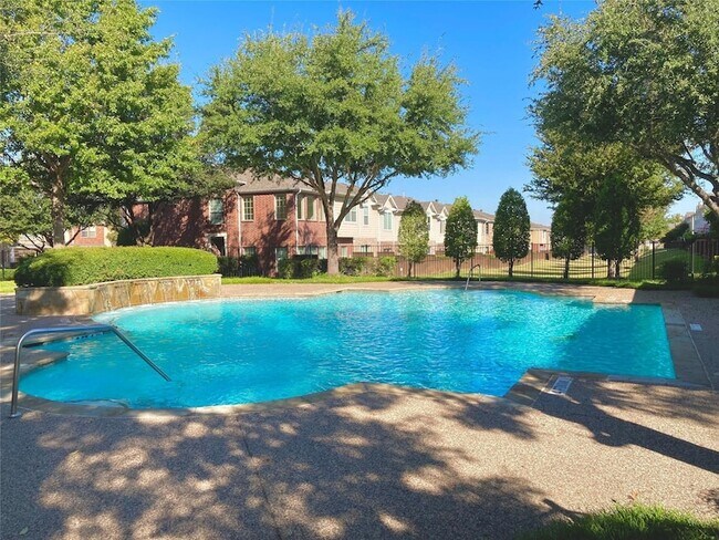 4613 Penelope Ln in Plano, TX - Foto de edificio - Building Photo