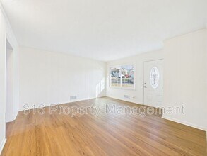 6202 E 150th Terrace in Grandview, MO - Building Photo - Building Photo