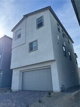 1505 Little Penguin St in Las Vegas, NV - Building Photo - Building Photo