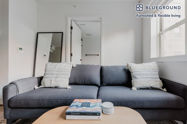 515 22nd St NW-Unit -FL3-ID1005 in Washington, DC - Building Photo - Building Photo