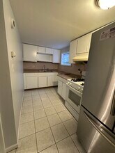 9120 Lawler Ave, Unit Basement in Skokie, IL - Foto de edificio - Building Photo