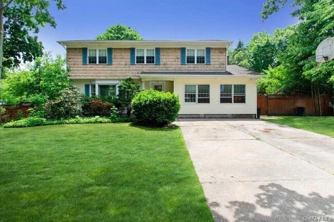 property at 4 White Birch Dr