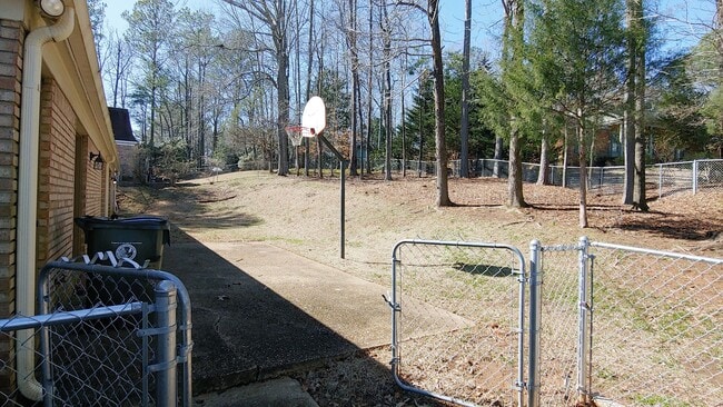 4750 Heatherwood Dr in Tuscaloosa, AL - Building Photo - Building Photo