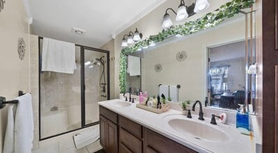 1018 W 12th St in Panama City, FL - Building Photo - Building Photo