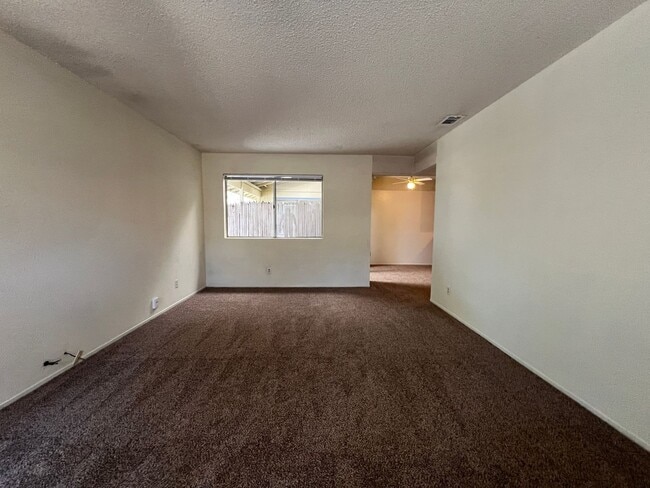 1023 Sibley St in Folsom, CA - Building Photo - Building Photo
