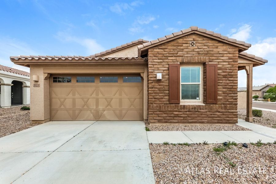 20234 W Harrison St in Buckeye, AZ - Building Photo