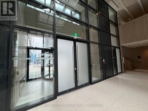 225-2225 Commerce St in Vaughan, ON - Building Photo - Building Photo
