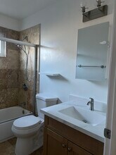 166 Echo Ave, Unit 2 in Campbell, CA - Foto de edificio - Building Photo