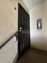 9855 1/2 Arkansas St in Bellflower, CA - Building Photo - Building Photo